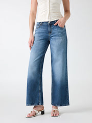 Low rise jeans