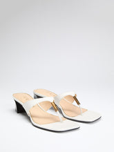 Yaiza Leather Sandals