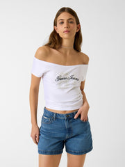 Off-shoulder t-shirt
