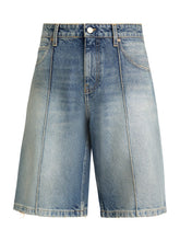 relaxed short