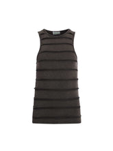 reverse seam tank