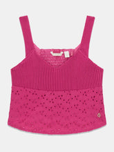 Eyelets top