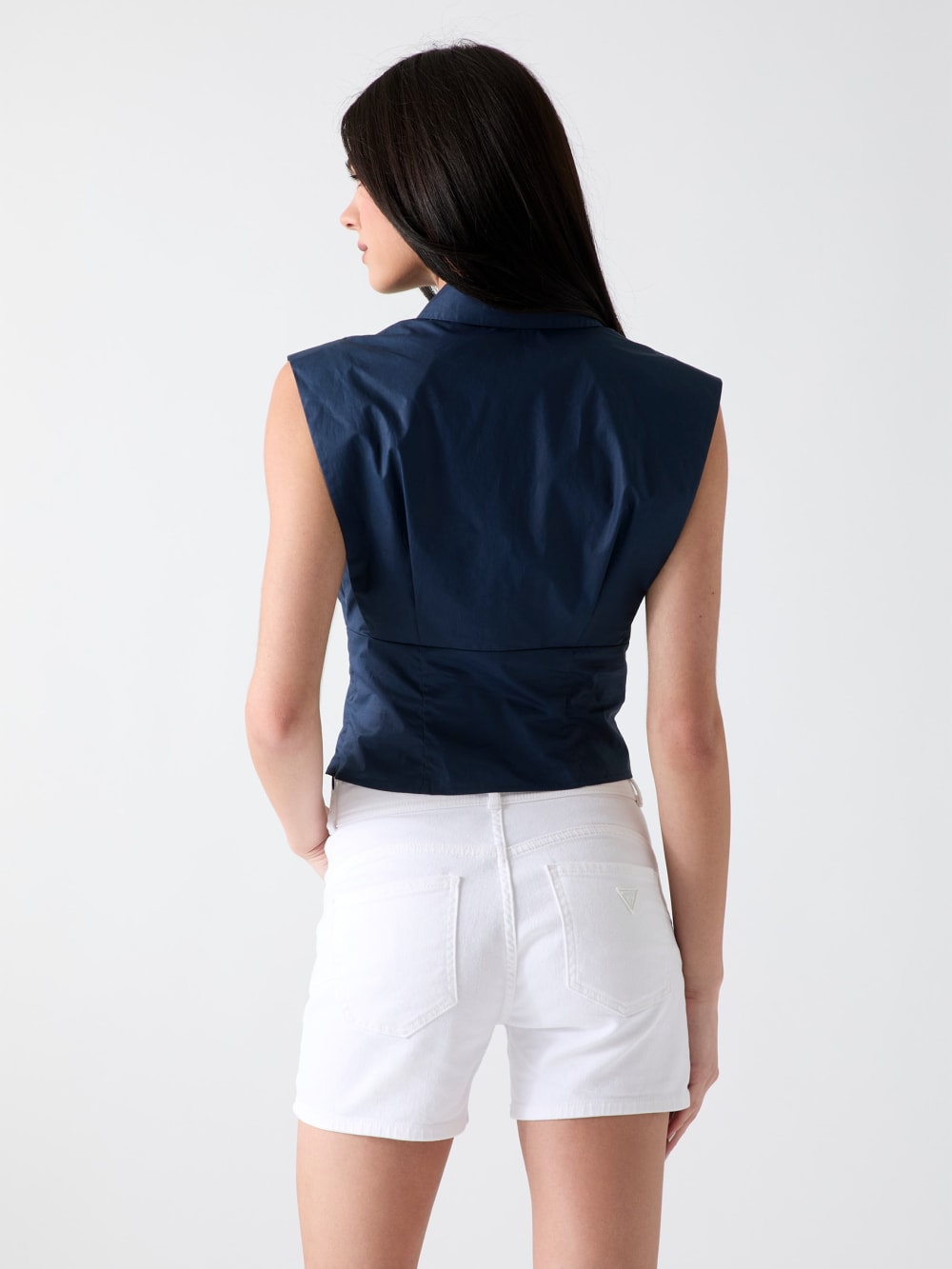 Cropped shirt