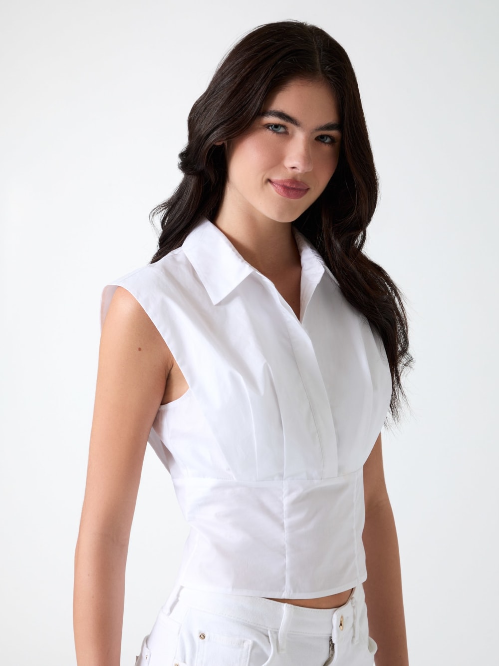 Cropped shirt