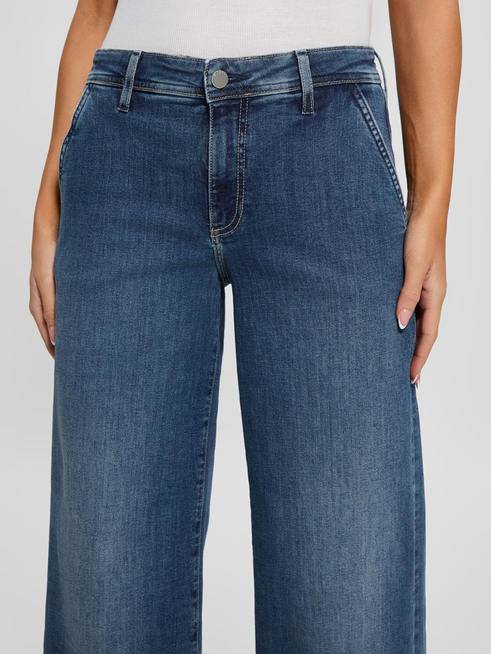 Zoya wide-leg jeans