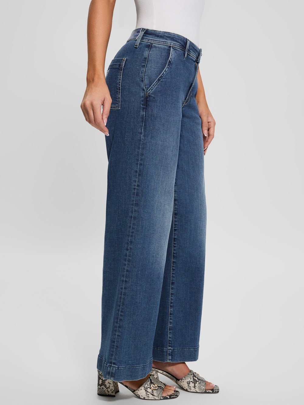 Zoya wide-leg jeans