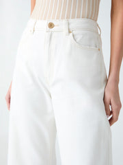 Wide-leg jeans