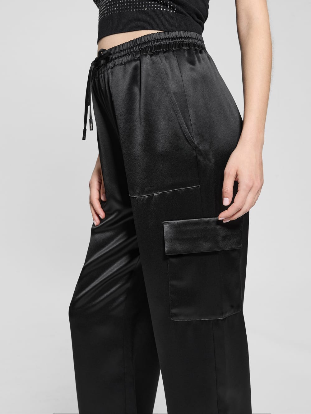 Slim fit cargo joggers