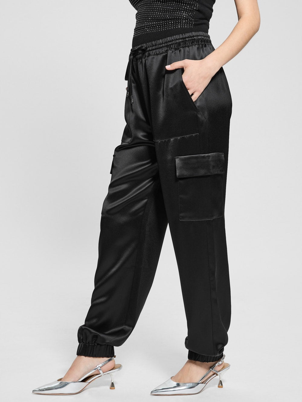Slim fit cargo joggers