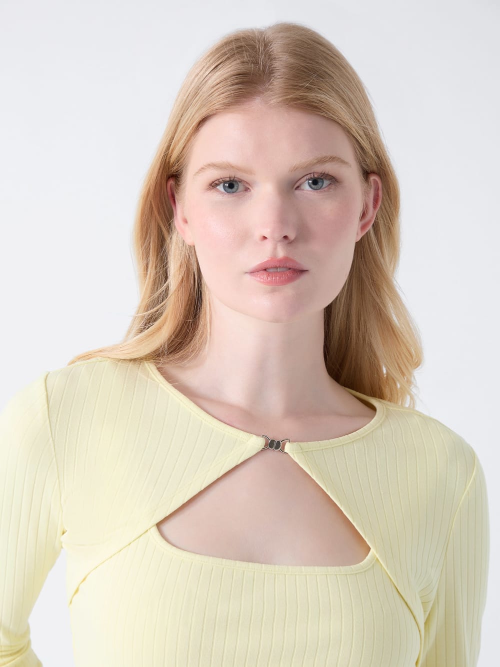 Cutout Top