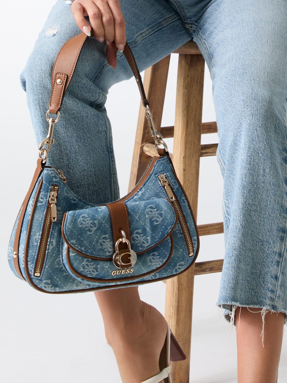 Jessa Shoulder Bag