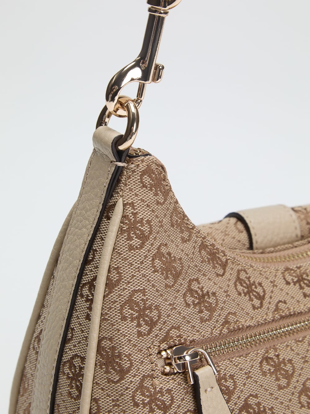 Jessa Shoulder Bag