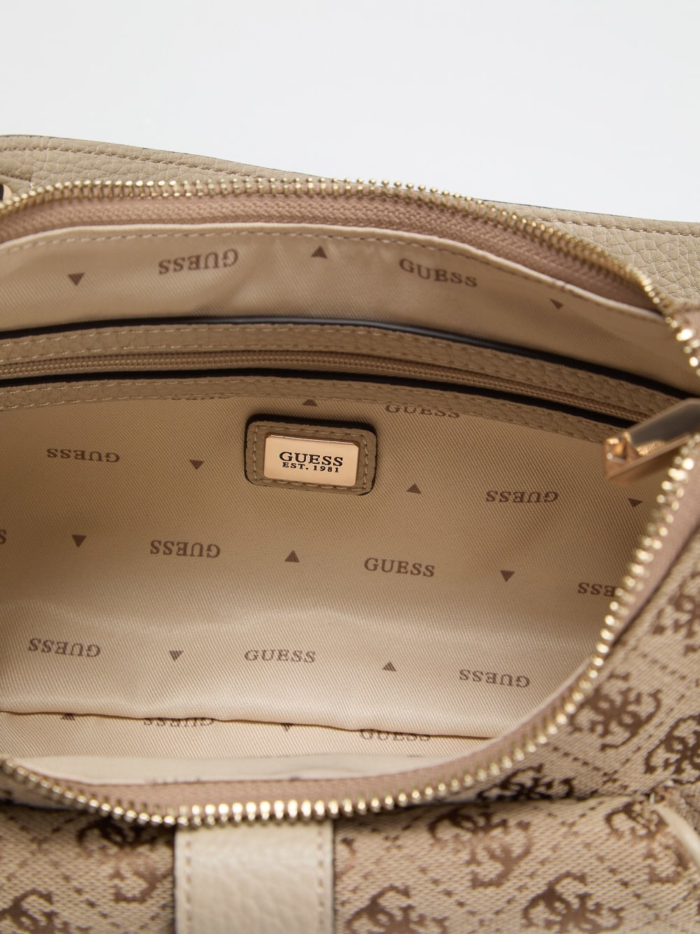 Jessa Shoulder Bag