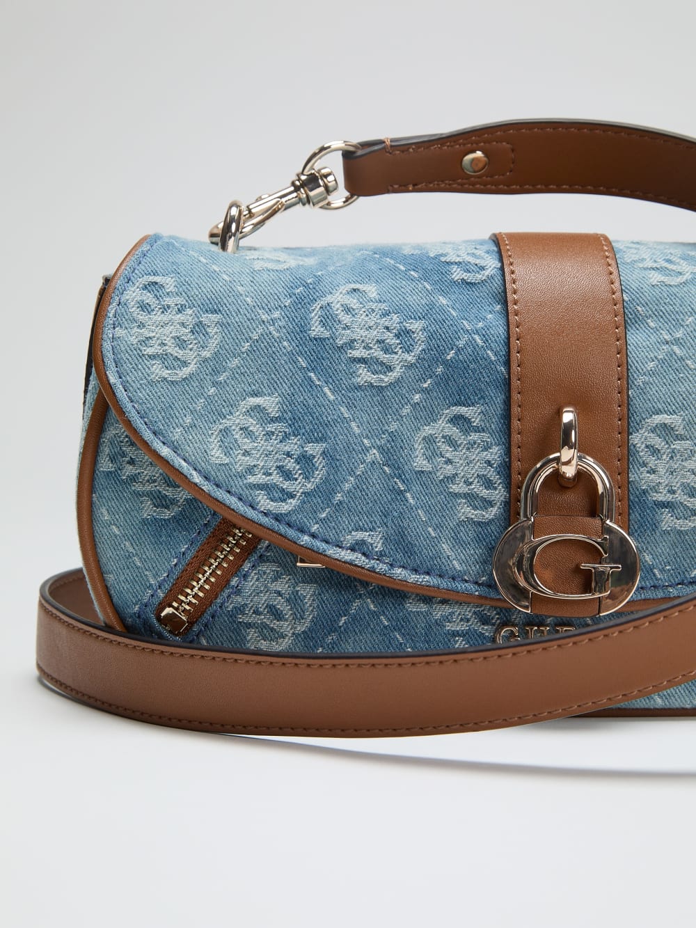 Jessa Shoulder Bag