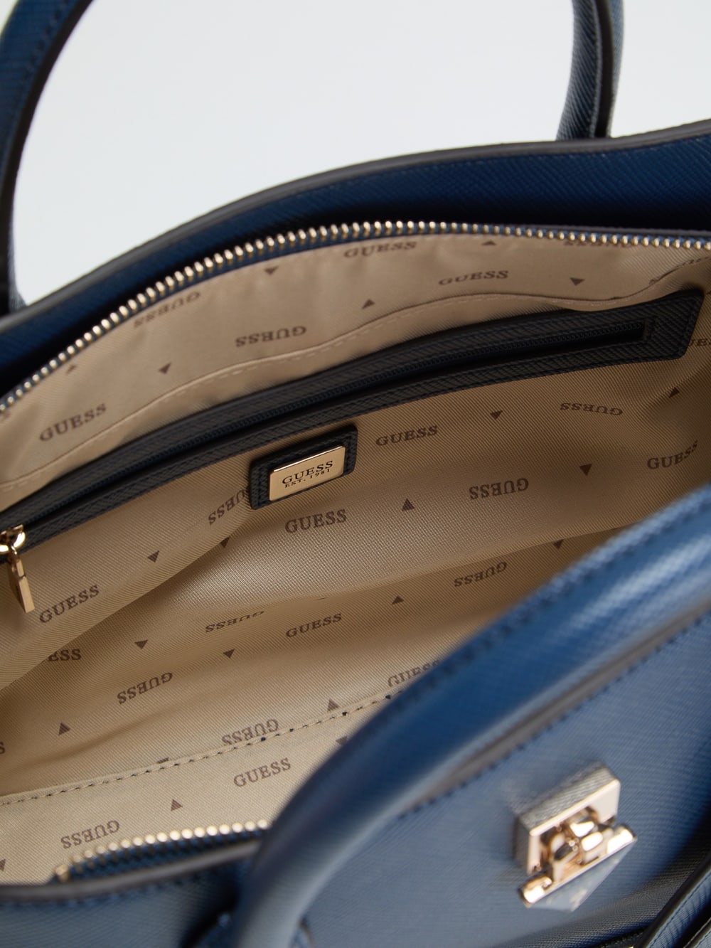 Patsie Satchel