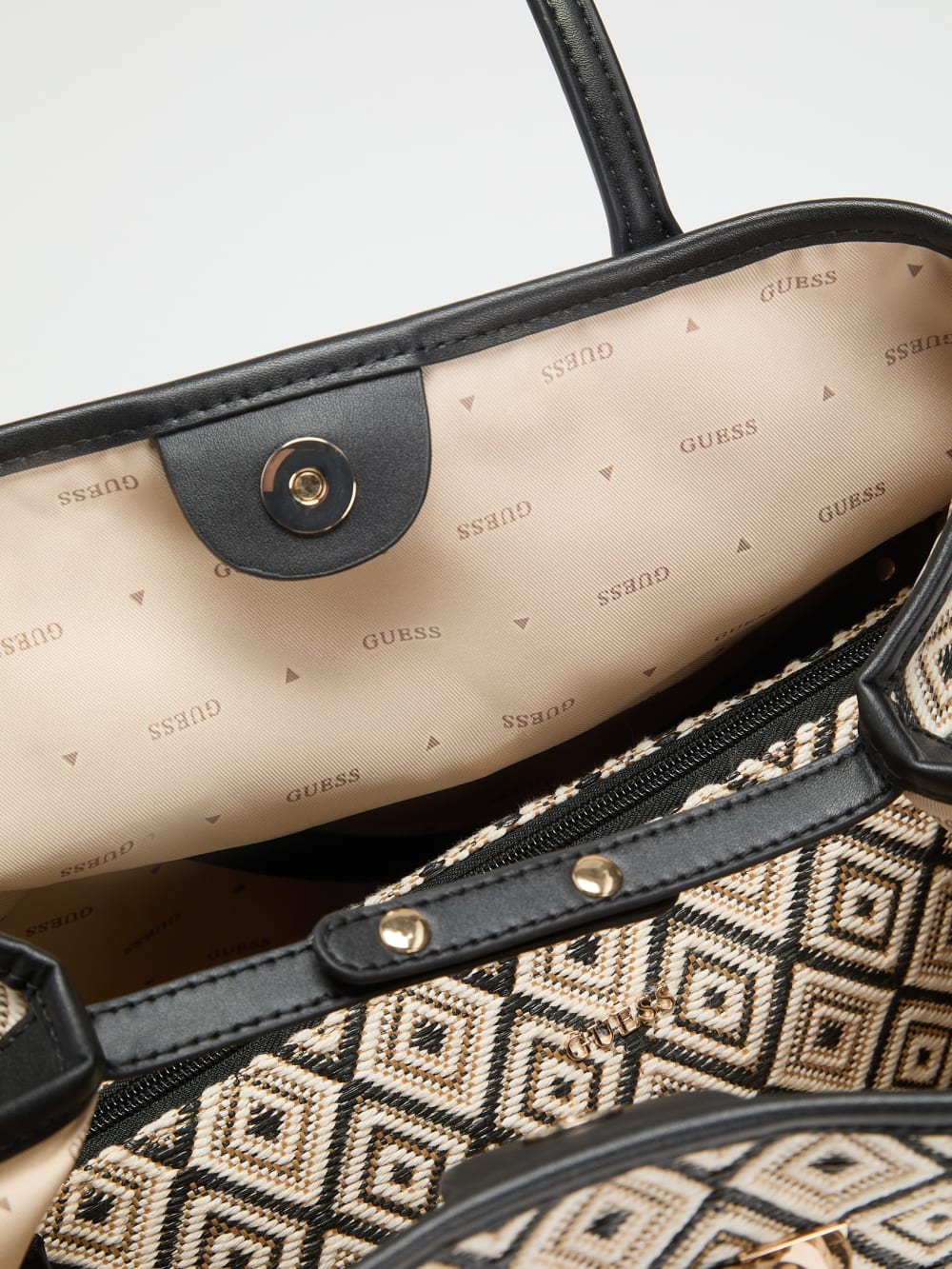 Sophia Shopper