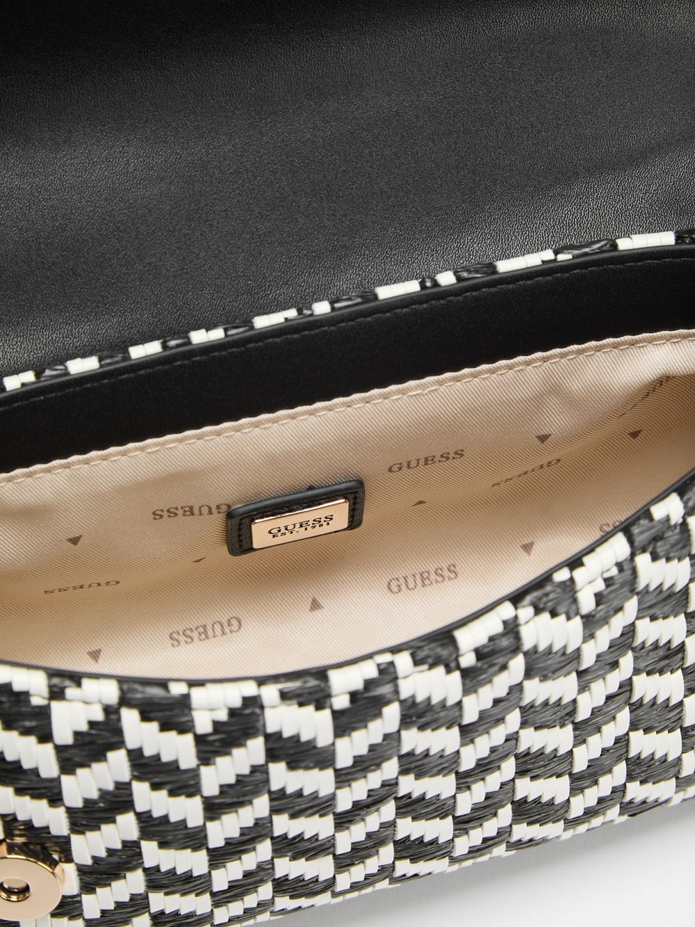Tessi Shoulder Bag