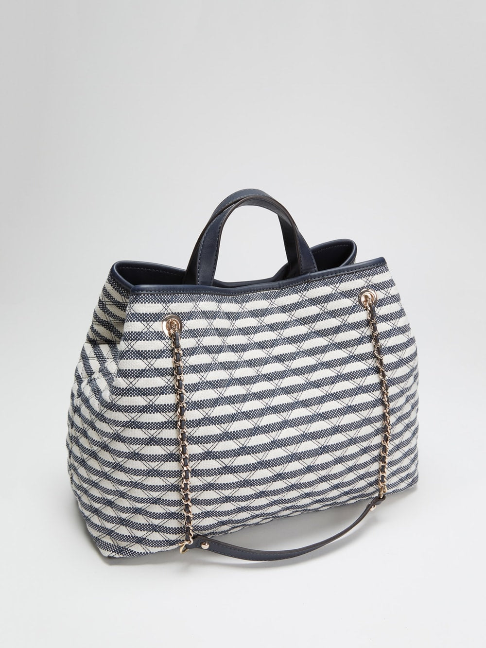 Giully Shopper