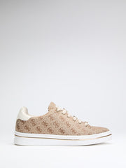 Stasey Quattro G Low-Top Sneakers