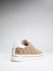 Stasey Quattro G Low-Top Sneakers
