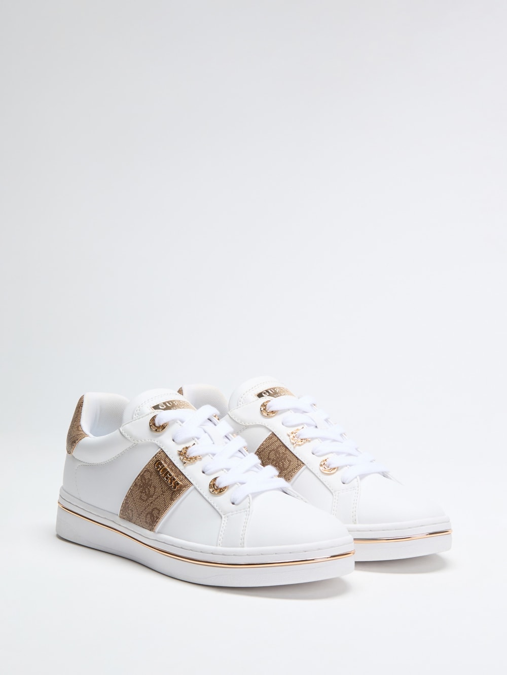 Stew 4G logo sneaker