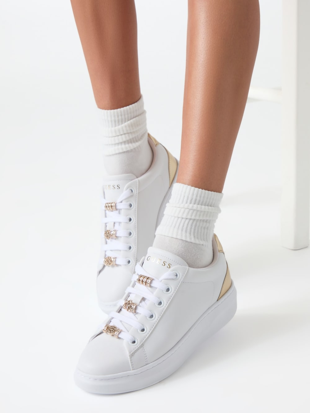 Fionia charms sneakers