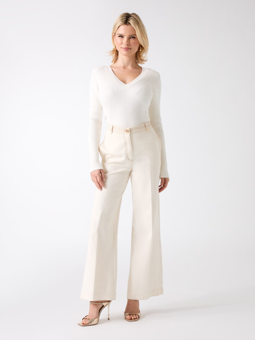 Eco Isa V-Neck Sweater Top