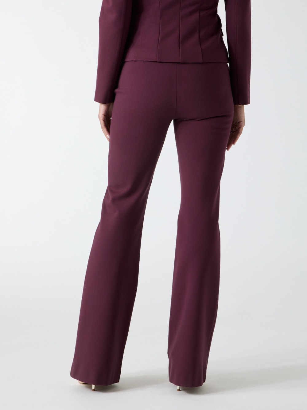 Allanah Pant