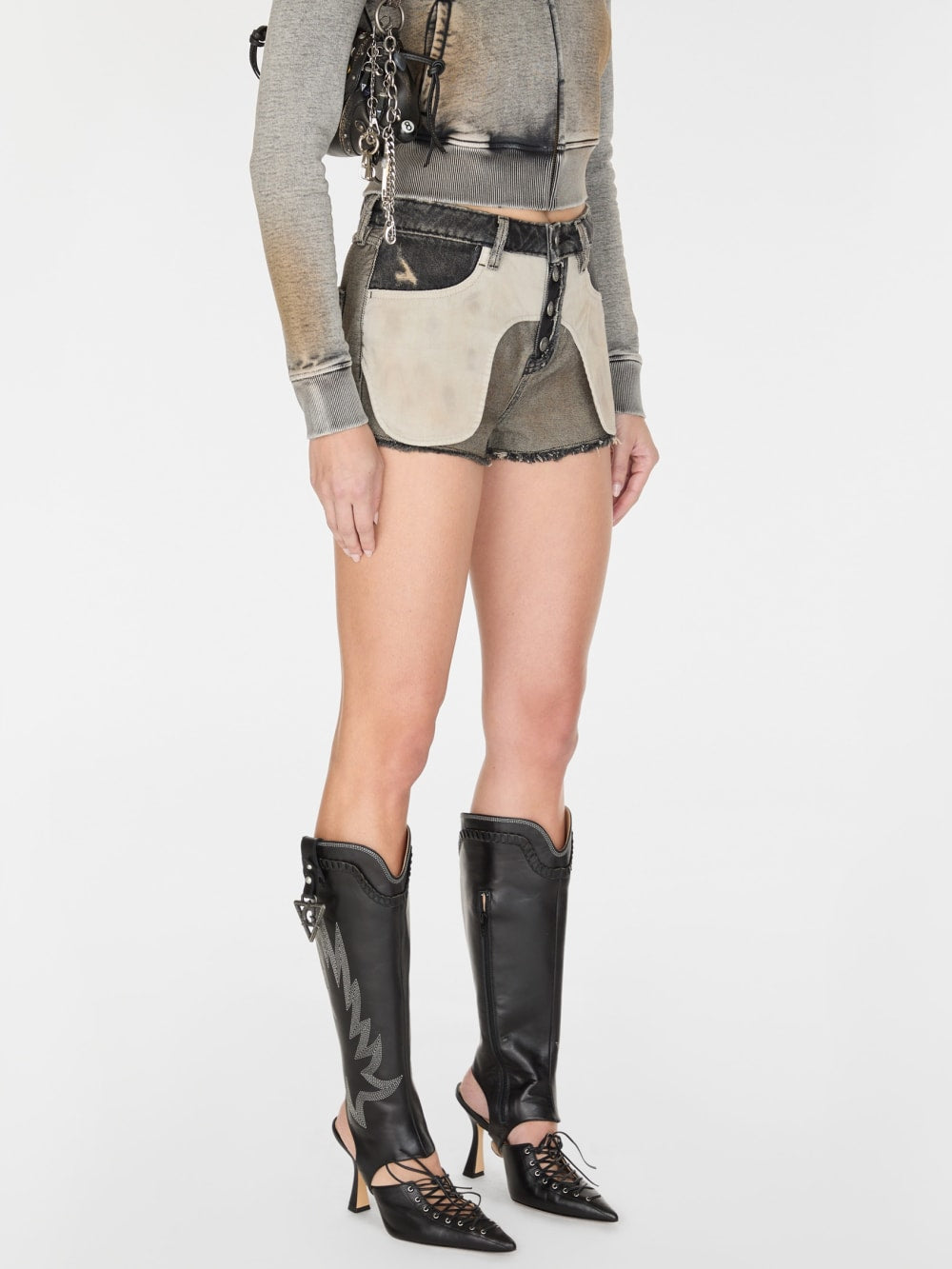 reverse denim short