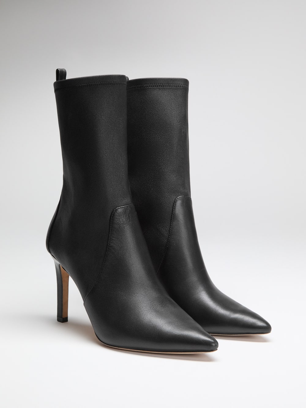Mavrik Leather Ankle Bootie