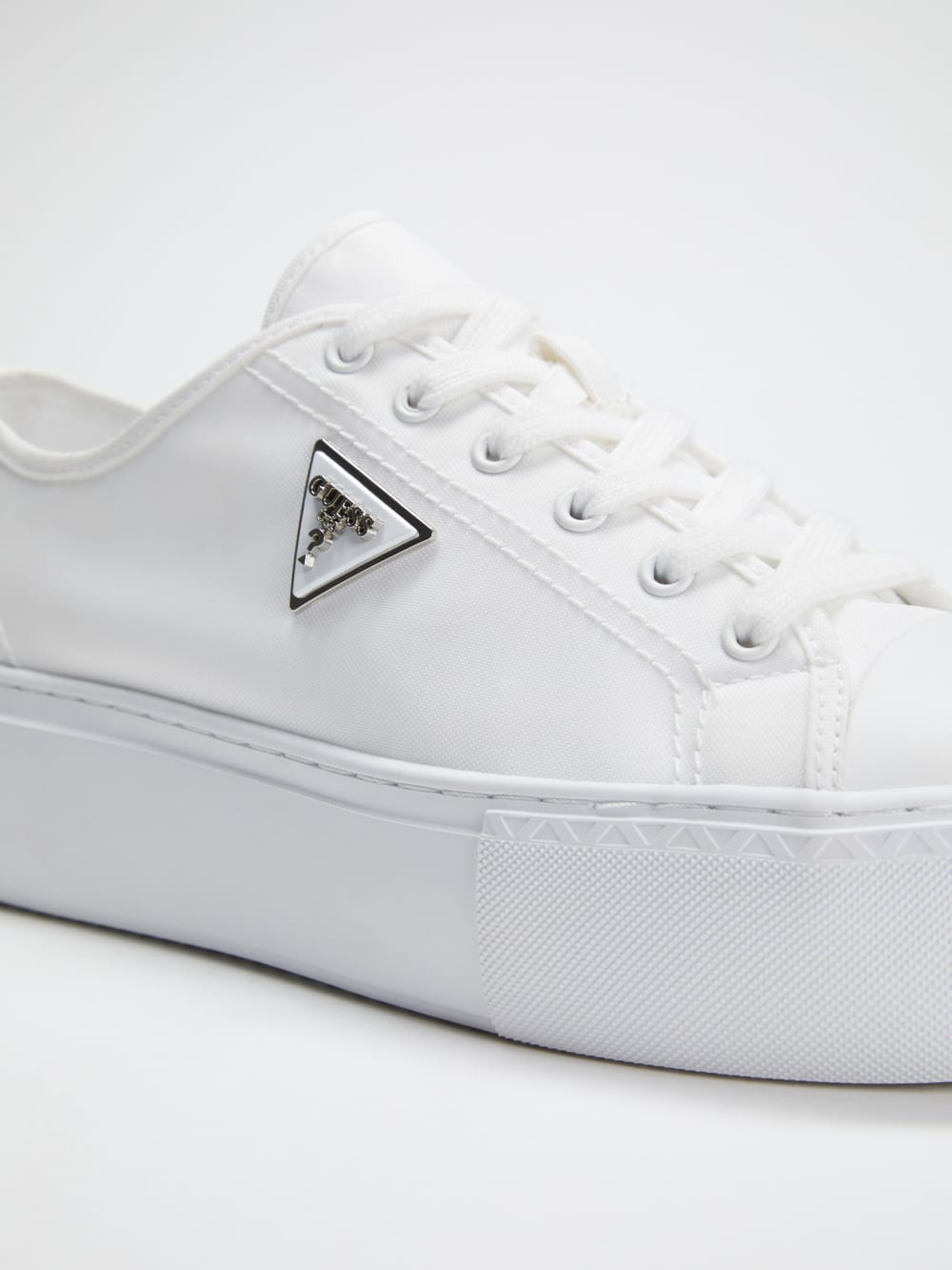 Joezi Low-Top Flatform Sneakers