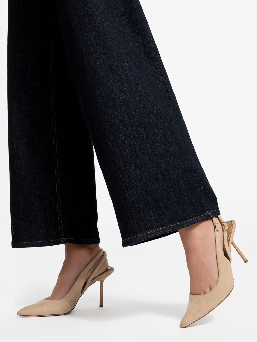 Sydney Suede Pump