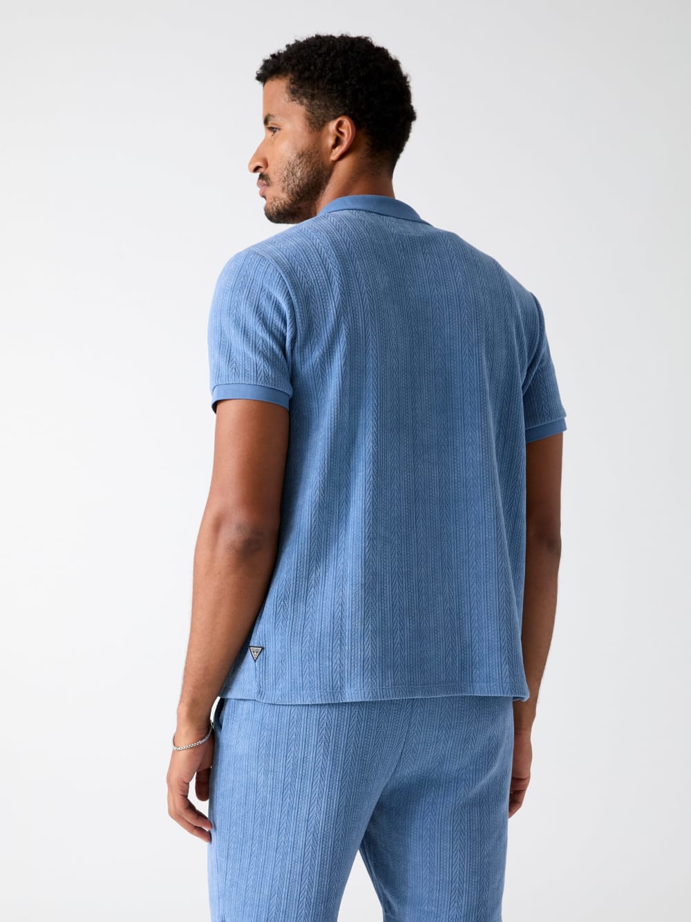Knitted shirt