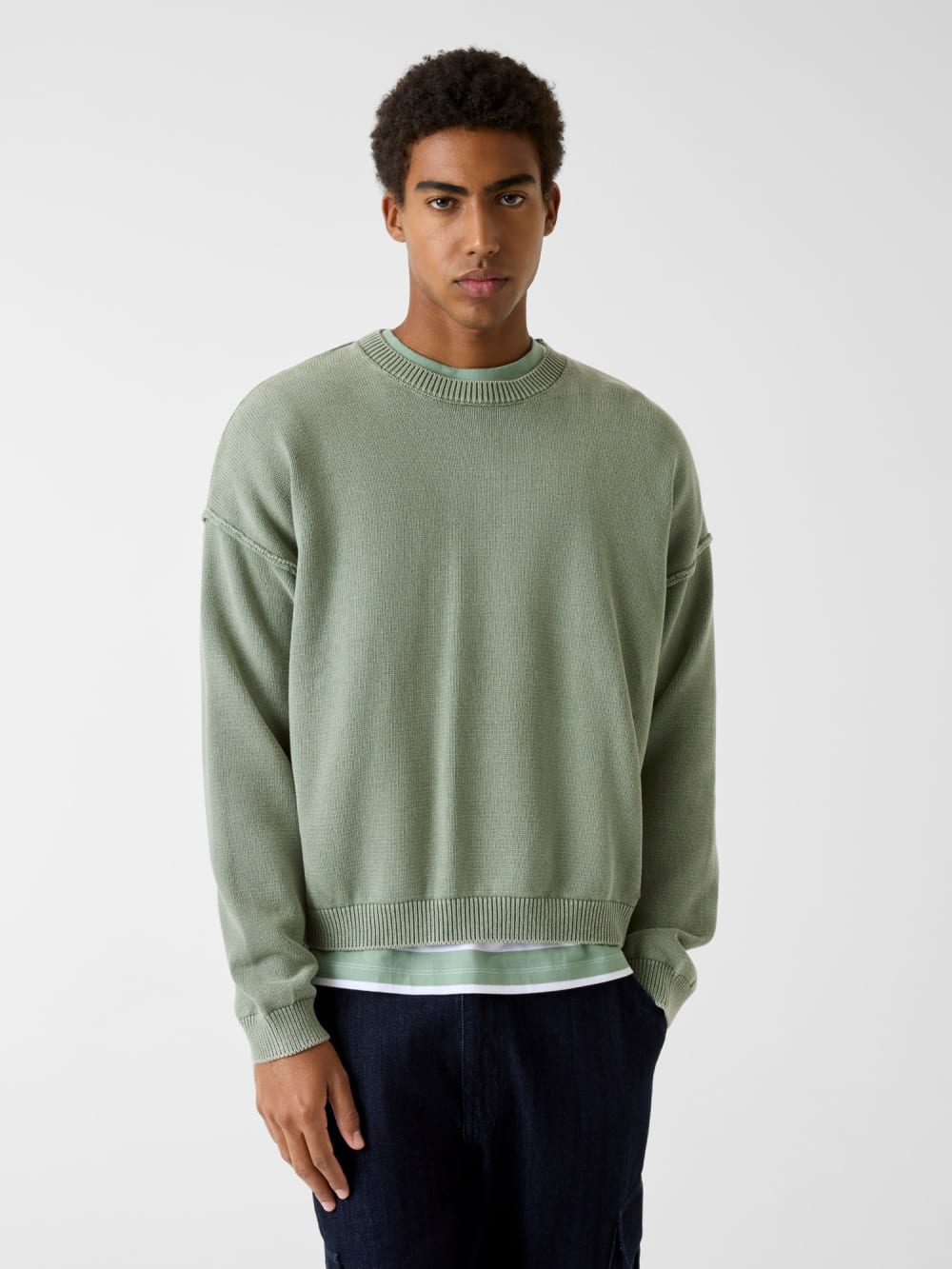 Regular fit sweater