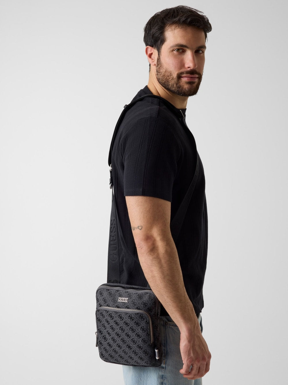 Boston Quattro G Flat Crossbody
