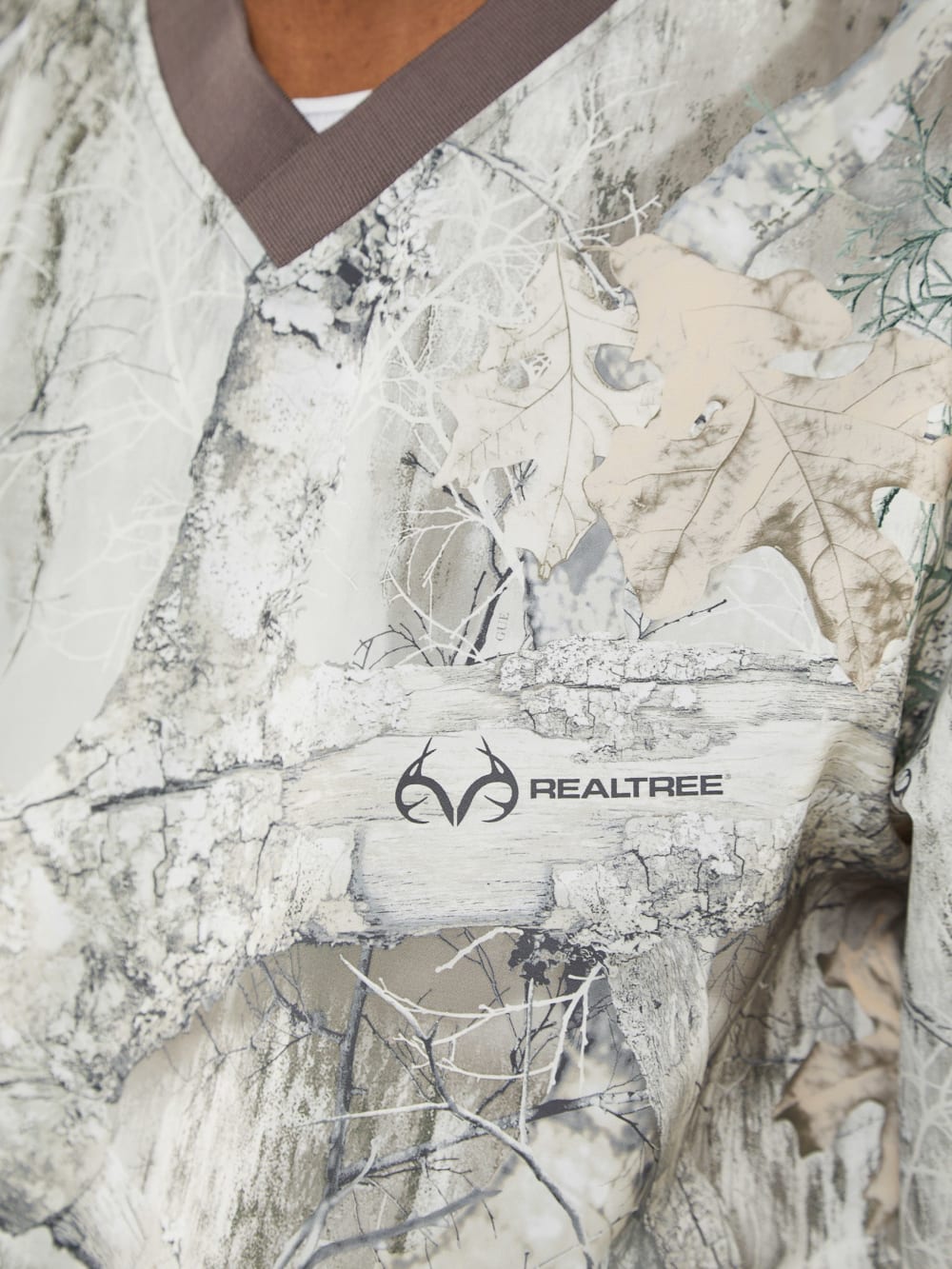 GUESS Originals x RealTree Windbreaker