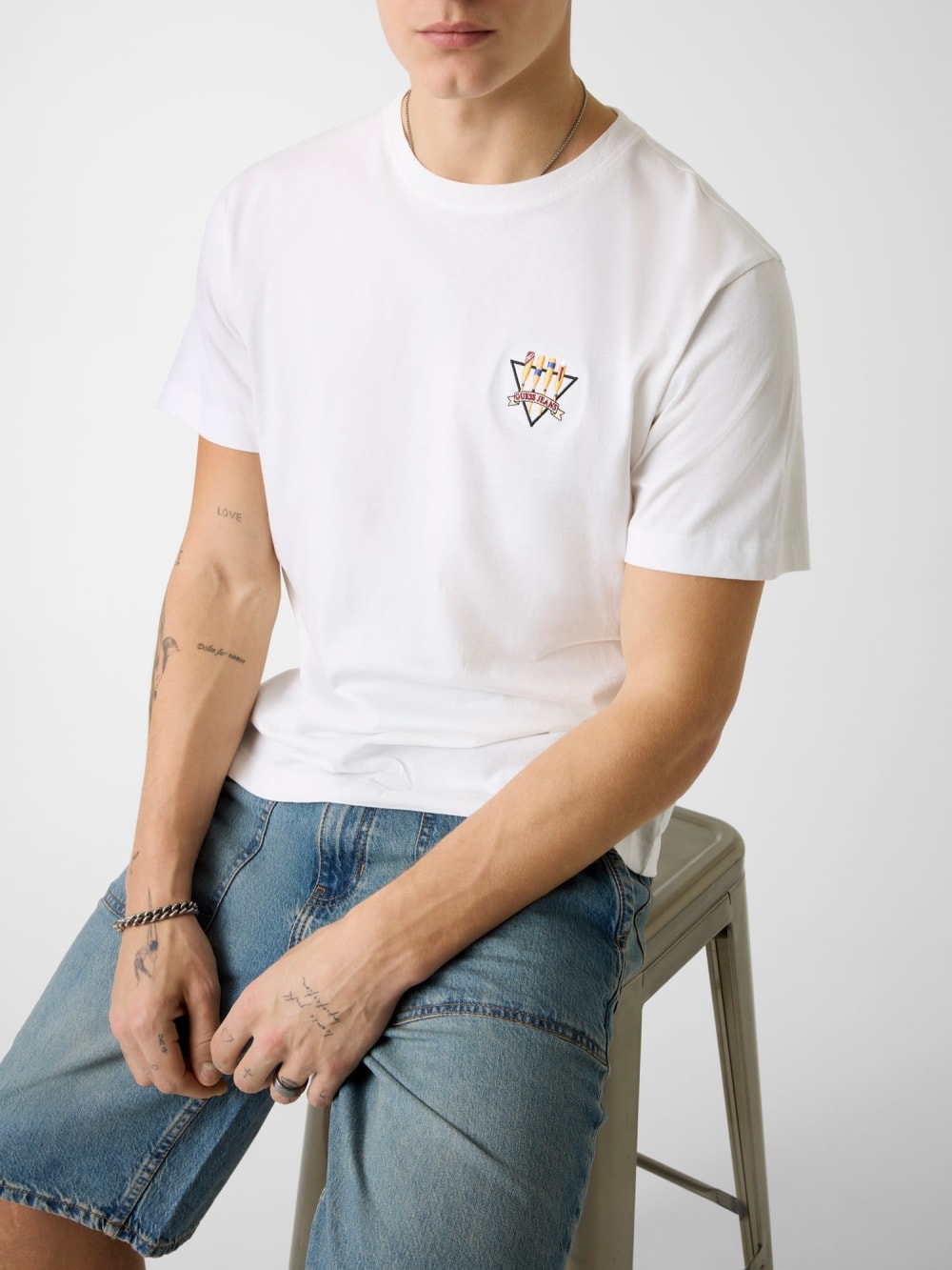 Embroidered logo t-shirt