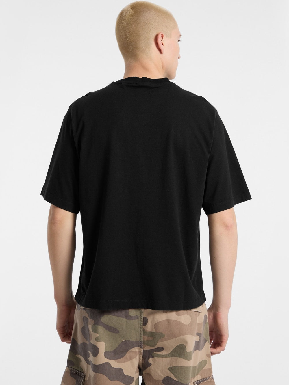 GUESS Originals Eco Boxy Pocket Tee