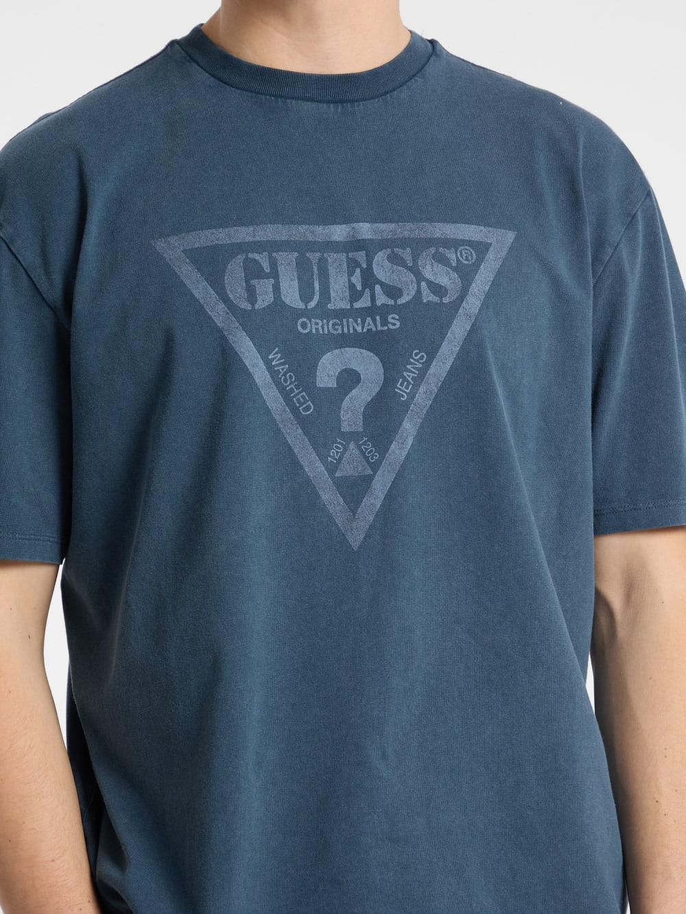 GUESS Originals Eco Vintage Triangle Tee