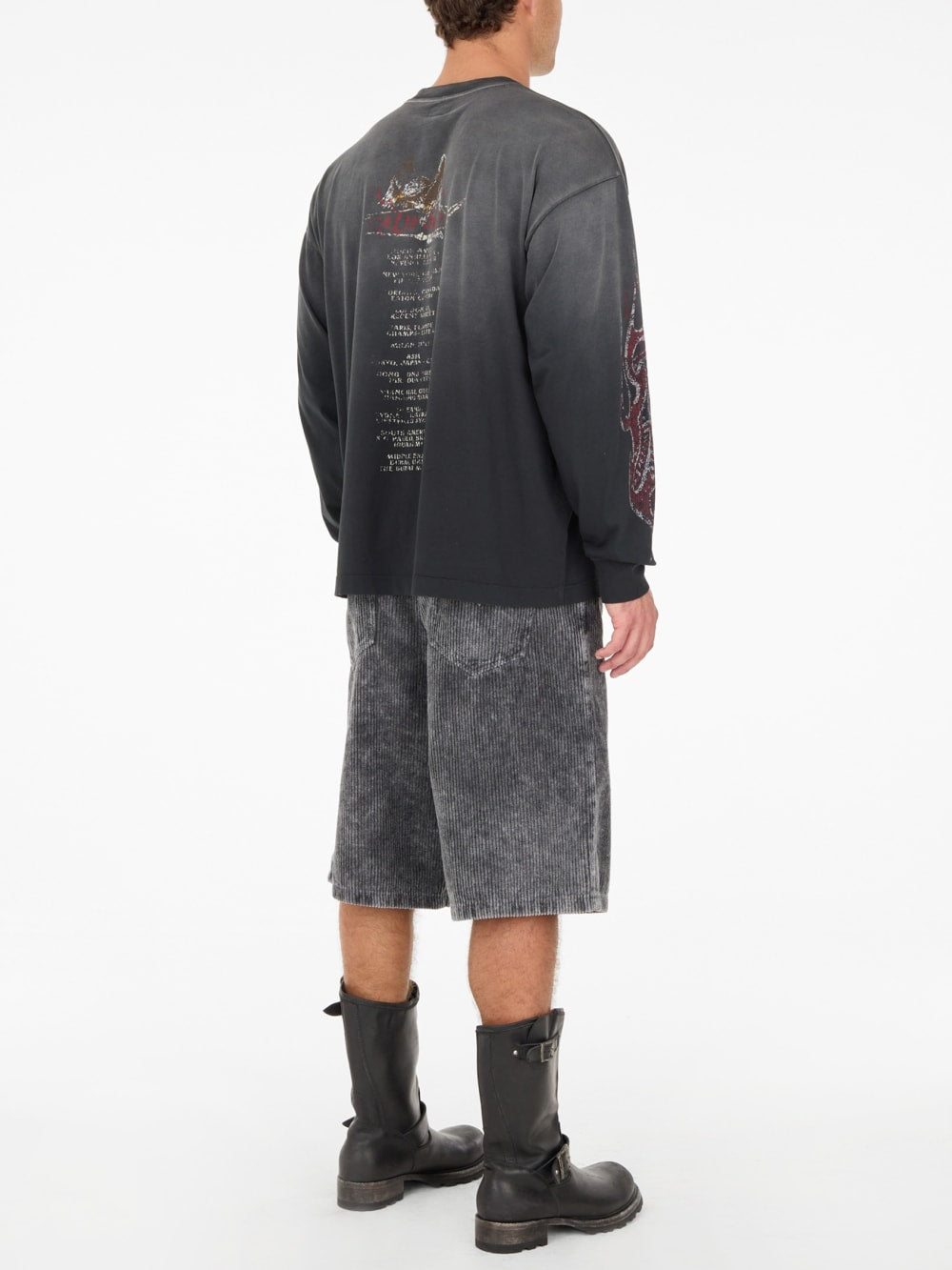 relaxed short