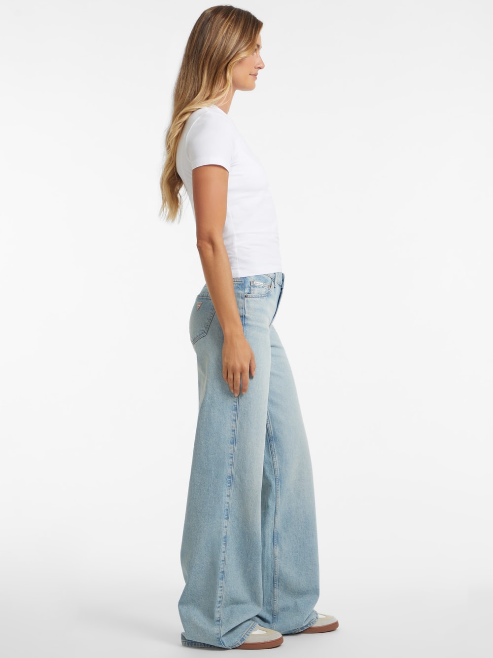 G11 Wide-Leg Jeans
