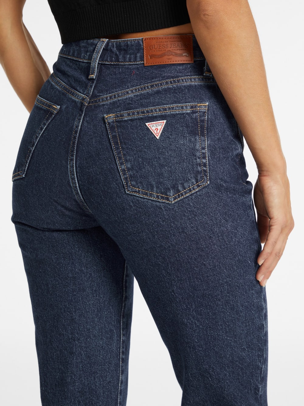G06 Mom Jeans