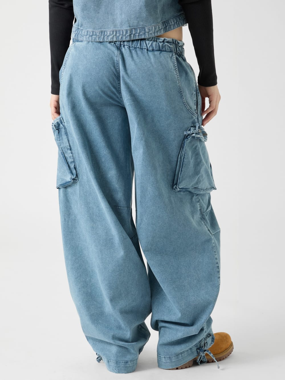 GUESS Originals Baggy Parachute Jeans