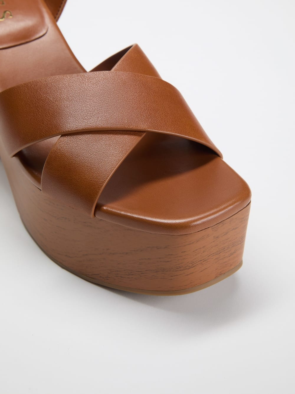 G Logo Sandals