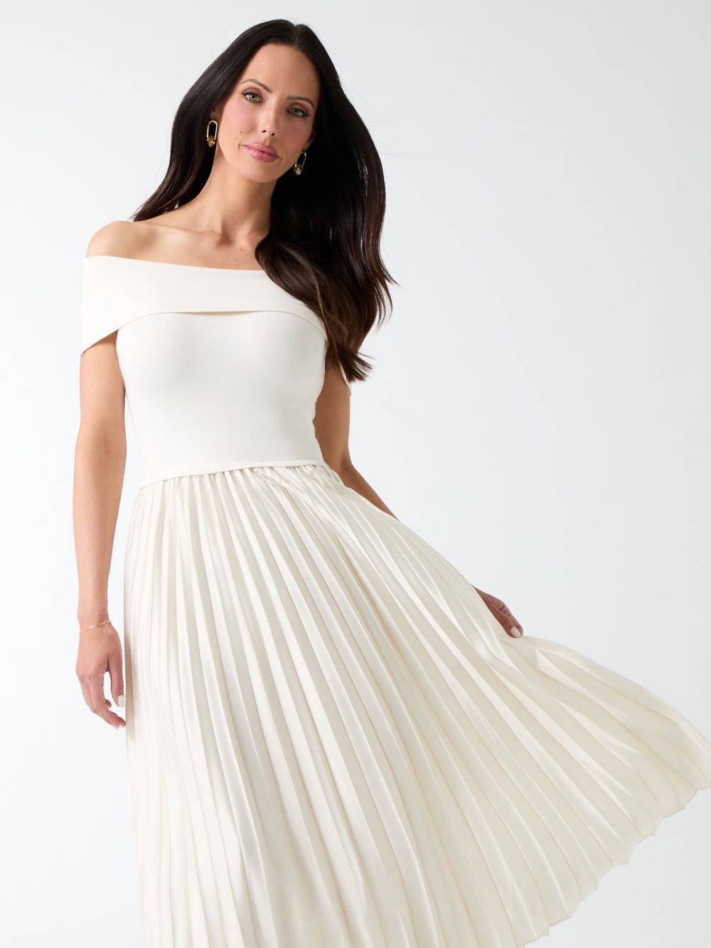 Makayla Off-the-Shoulder Dress