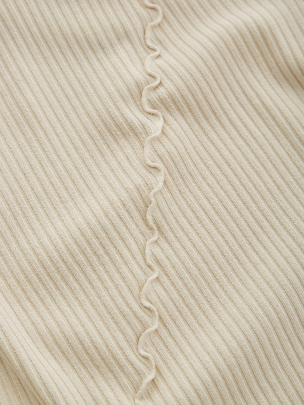 long-sleeve lettuce edge top