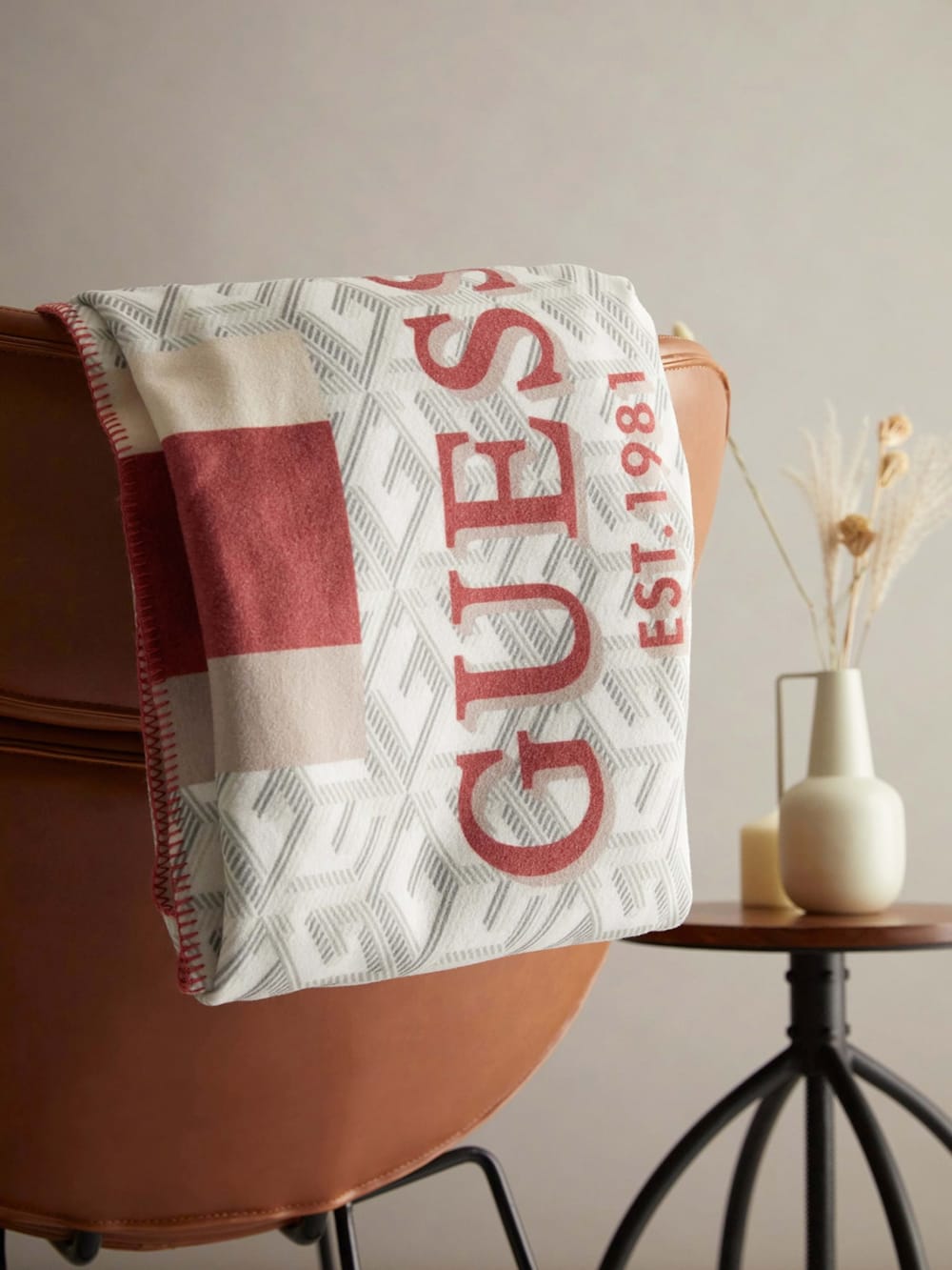 Fleece G Cube Blanket