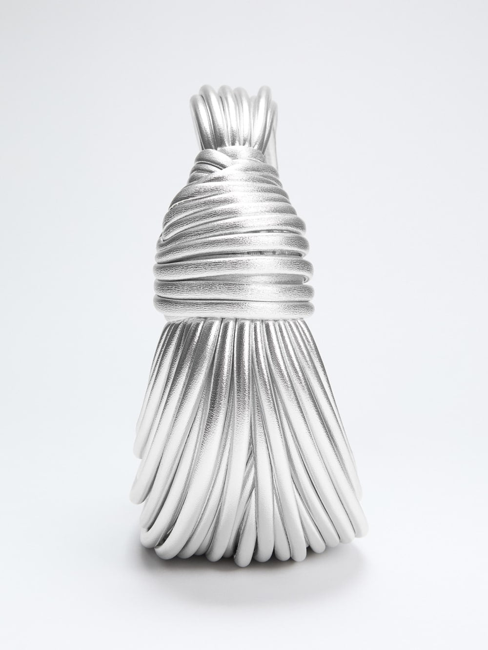 Tubular String Hobo