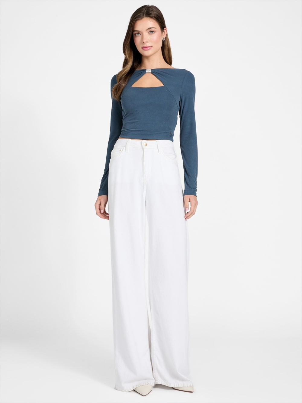 Bow detail top