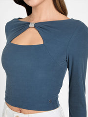 Bow detail top